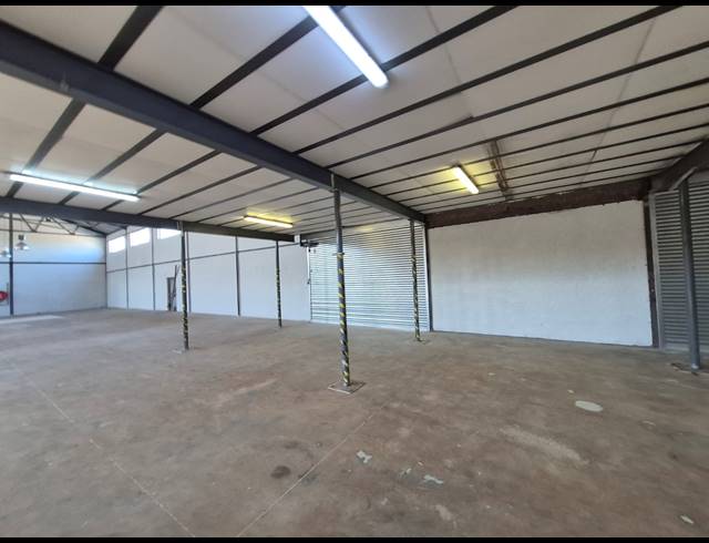 2,350M² FACTORY TO LET IN MAITLAND
